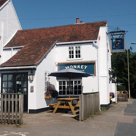 Monkey Brewhouse Hotel Lymington Buitenkant foto