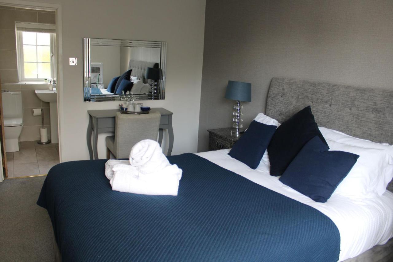 Monkey Brewhouse Hotel Lymington Buitenkant foto