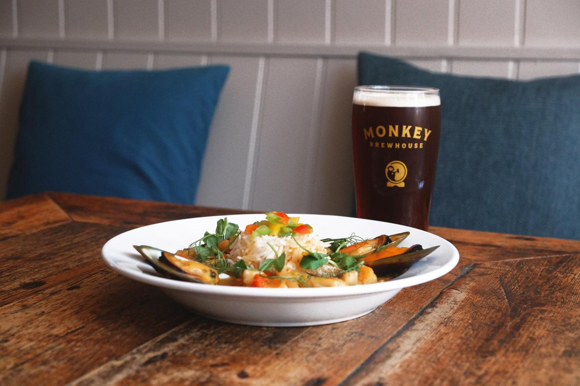 Monkey Brewhouse Hotel Lymington Buitenkant foto