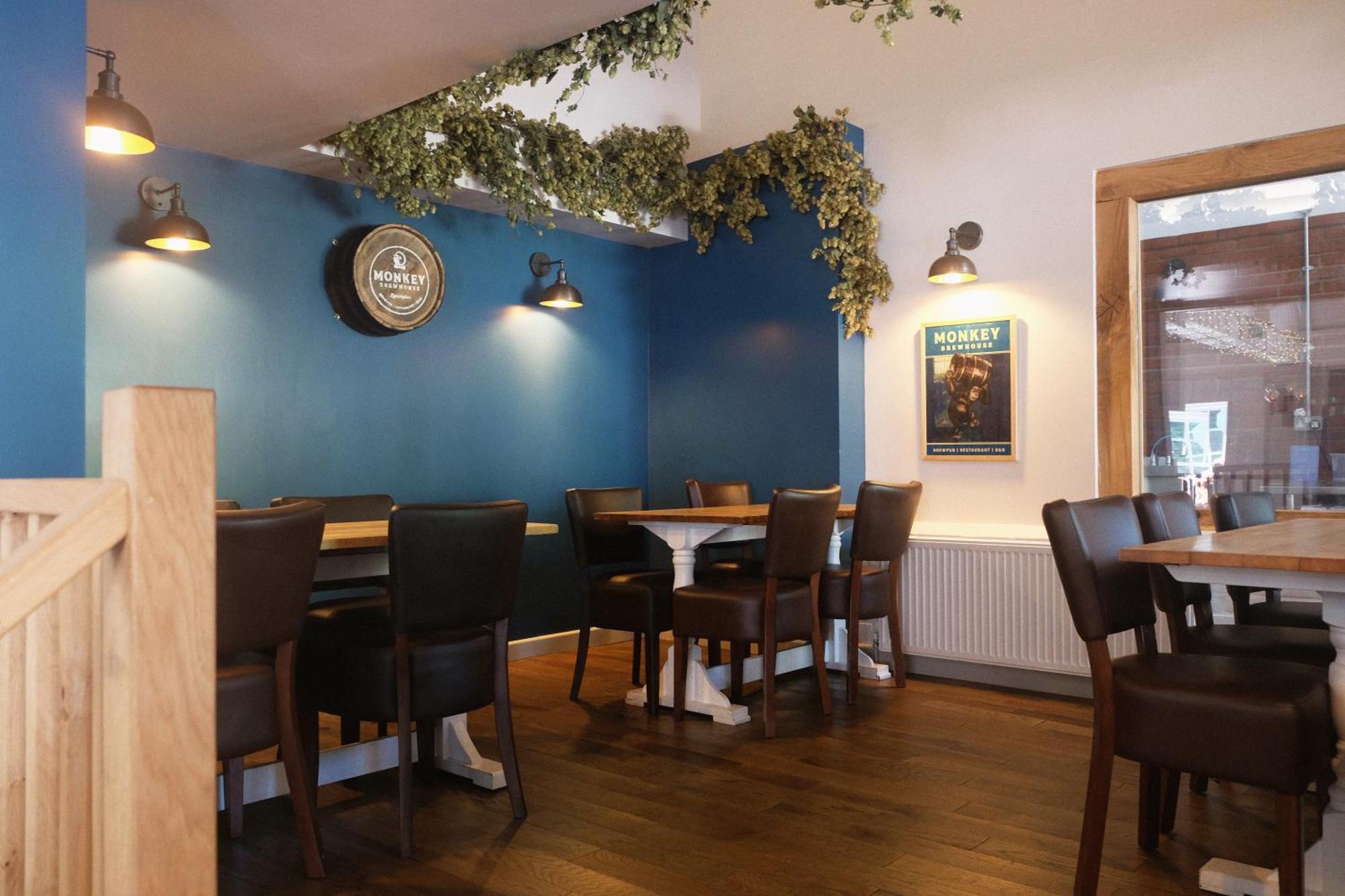 Monkey Brewhouse Hotel Lymington Buitenkant foto