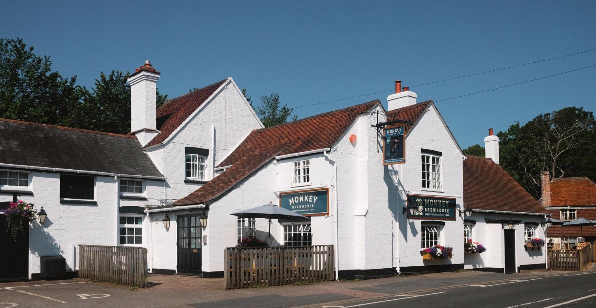 Monkey Brewhouse Hotel Lymington Buitenkant foto